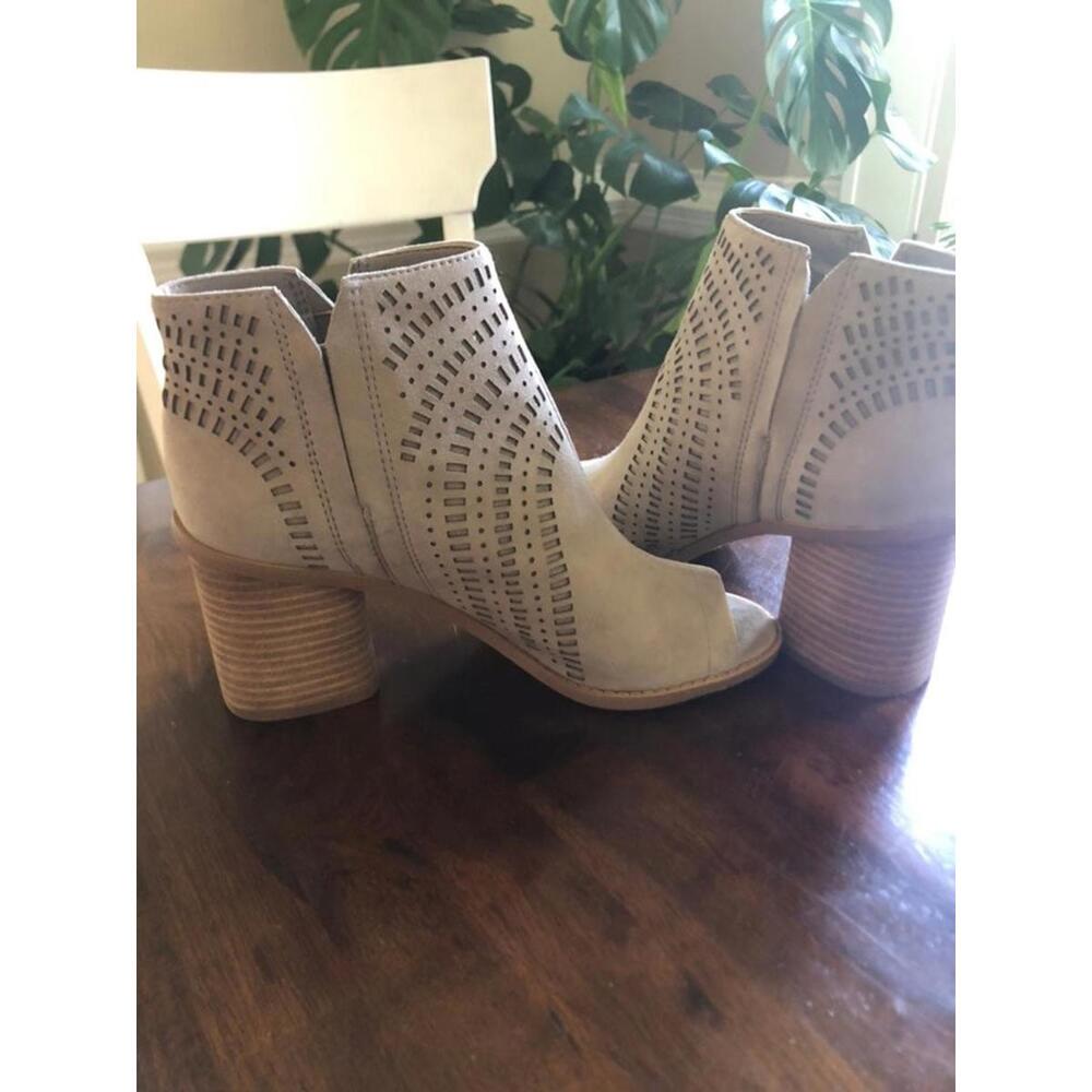Stylish Open-Toe Ankle Booties - Perfect Summer Footwear